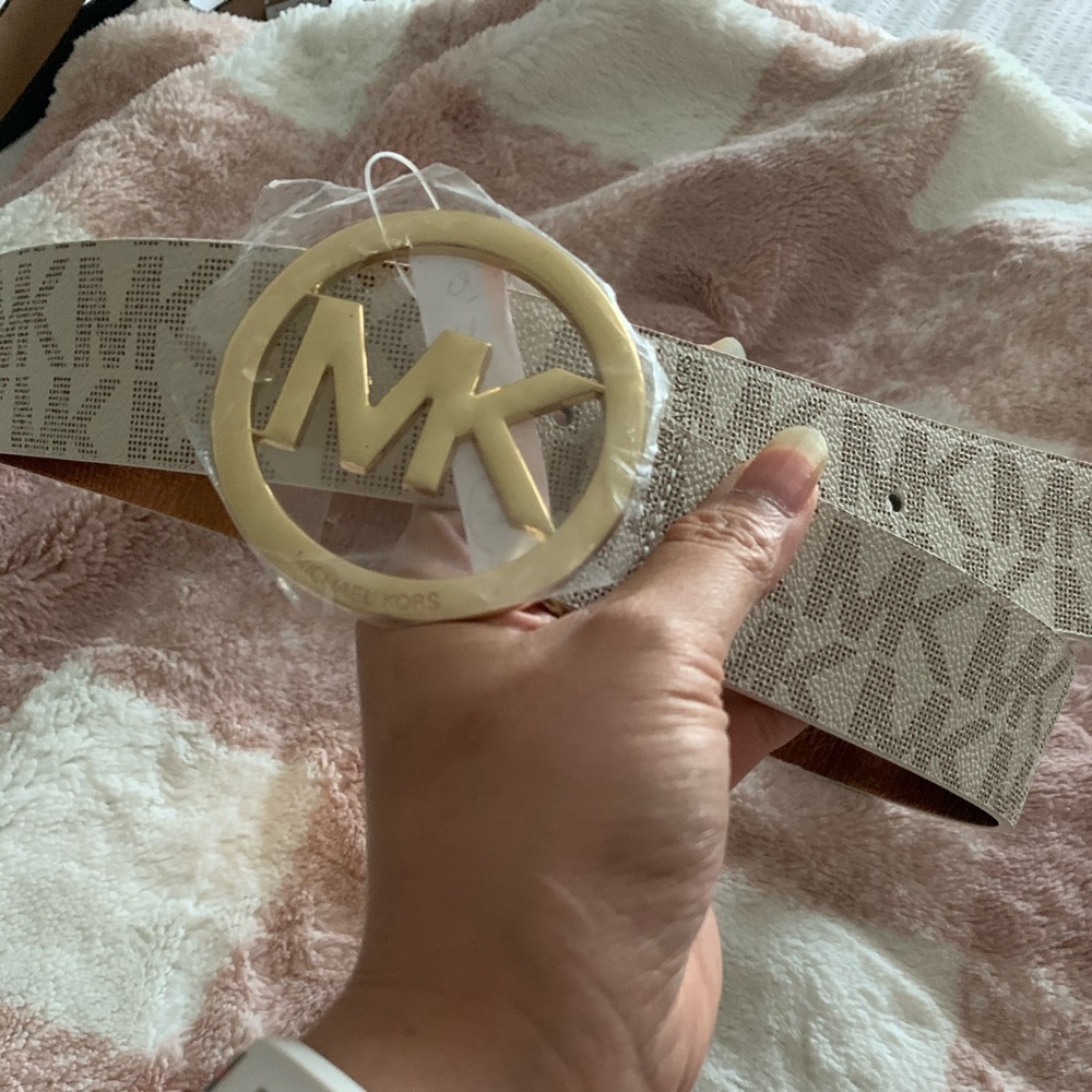 MK belt
